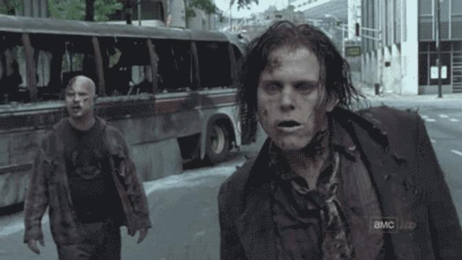 2021'den zombi ya da uzaylı istilası bekliyor musunuz?