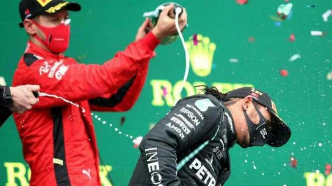 Geleneksel şampanya kutlaması yerine Formula 1 pilotlarına gazoz verildi! Türkiye'nin imajını zedelemek neden?