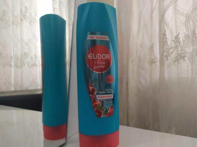 Gün Boyu Hacimli Saçlar