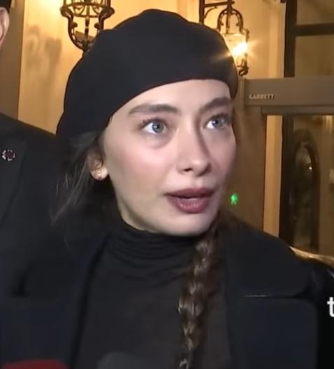 Neslihan Atagülü çok çirkin bulan tek ben miyim?