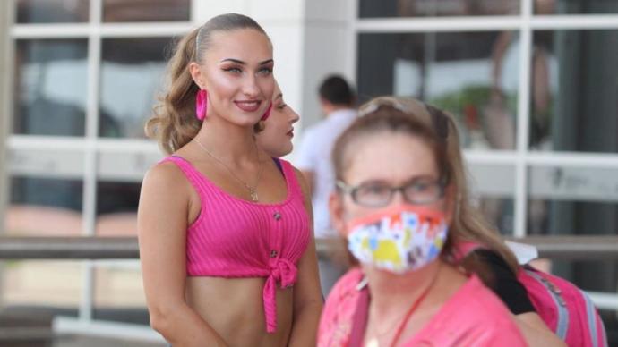 Turistler sokağa çıkma yasağında muaf tutuldu! Böyle yarım yamalak tedbirlerle bu salgını yenebilecek miyiz?