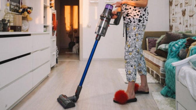 Dyson V11 mi yoksa V8 mi daha iyi?