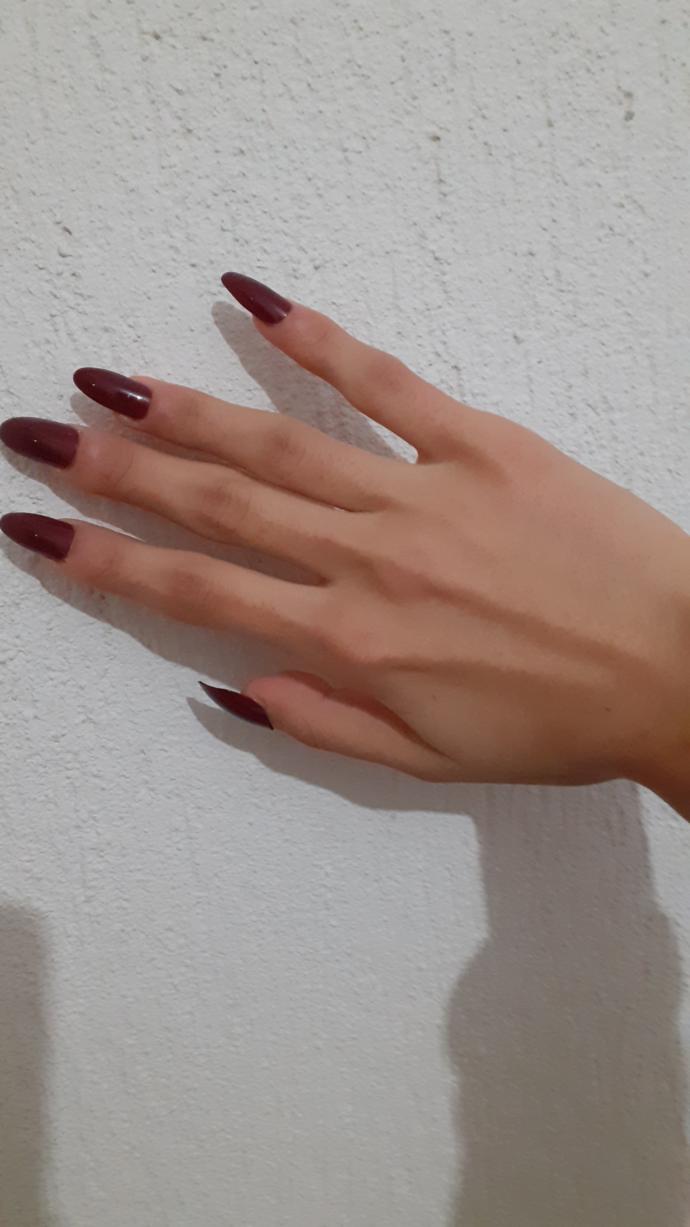 Elim çok mu cirkin , oyle diyen oldu daa😷?