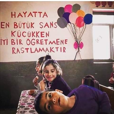 Sizce öğretmenler neye benzer?