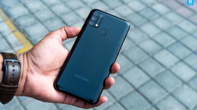 Samsung Galaxy M31 Nasıl Bir Telefon? Sizce Alınır mı?
