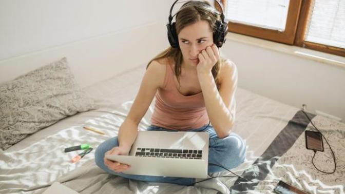 Online dersleri dikkatli dinlemedim, şimdi de konuları toparlayamıyorum. Ne yapmalıyım?