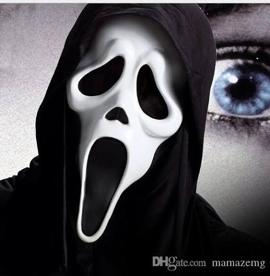 Korku filmi deyince ilk aklınıza gelen film hangisi?
