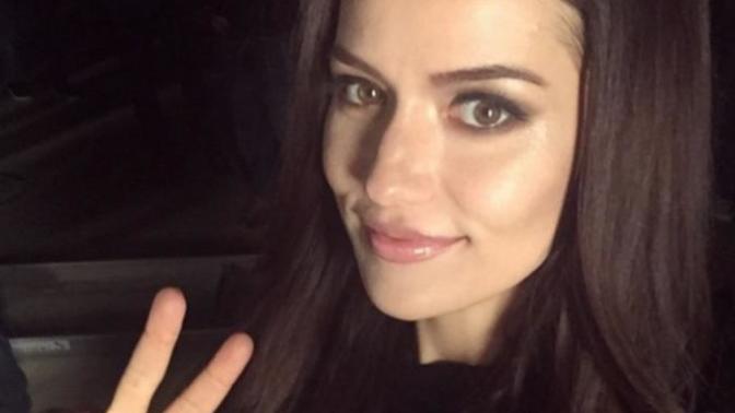 Fahriye Evcen Türkiye'nin en güzel kadını olabilir mi?
