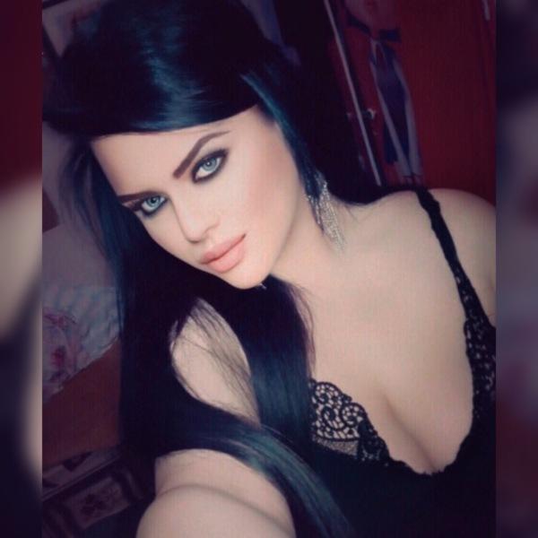 2020’nin en seksi kadını hangisi?