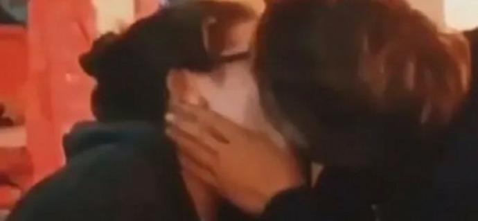 Nisa ve barış aski hani kardeştiniz?
