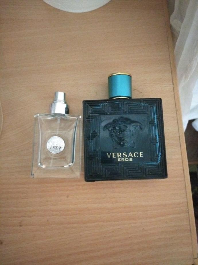 Versace Eros erkek parfüm kullananlar ve yorumları nelerdir?