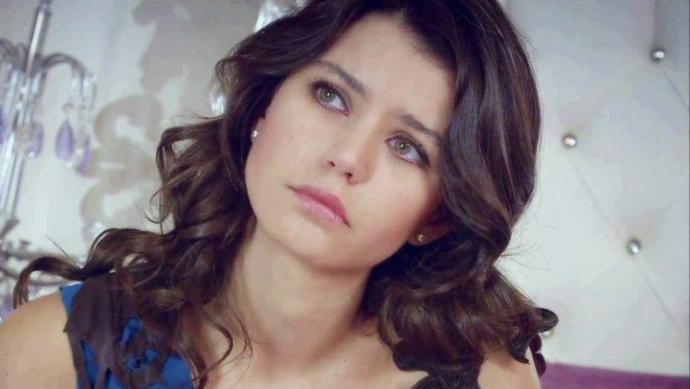 Beren Saat aşkı memnu zamanları güzel miydi sizce?