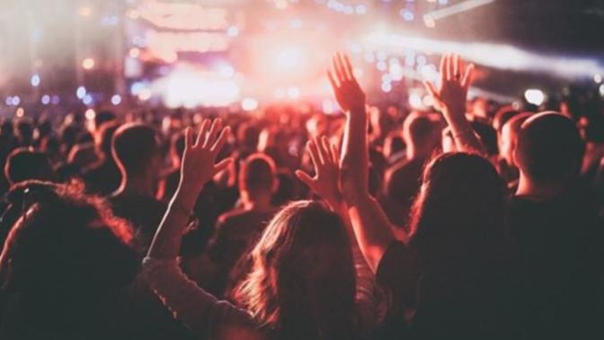 Korona olmasaydı hangi ünlünün konserine gitmek isterdin?