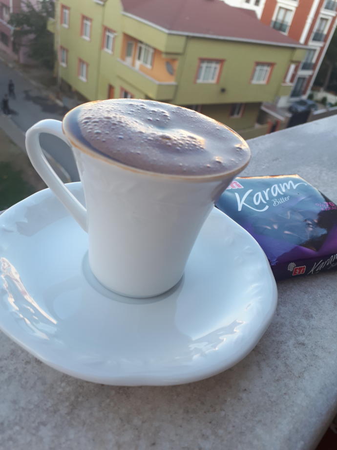 Çikolata vereyim bi parça😀