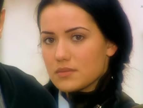 Fahriye Evcen’de hangi estetikler var?