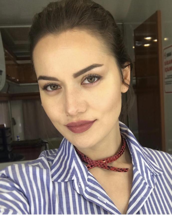 Fahriye Evcen’de hangi estetikler var?