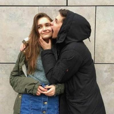 Sevgilimi bu şekilde seviyor olmam normal mi sizce?