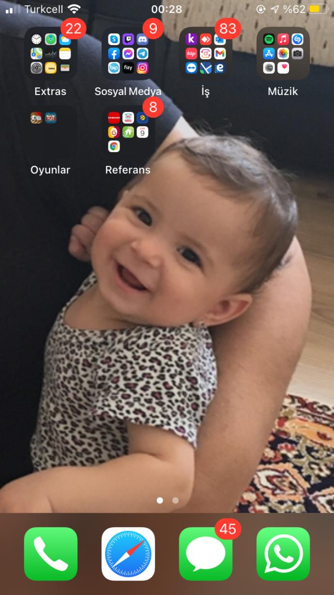 Herkes Telefonunun Ana Ekran Duvar kağıdı Ve Kilit Ekranı? Duvar kağıdı Atsın bir de ayarlar Bölümünü Paylaşsın😊?