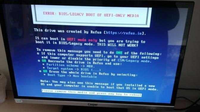 Arkadaşlar bilgisayar topladım format atarken böyle bir hata alıyorum anlayan var mı?