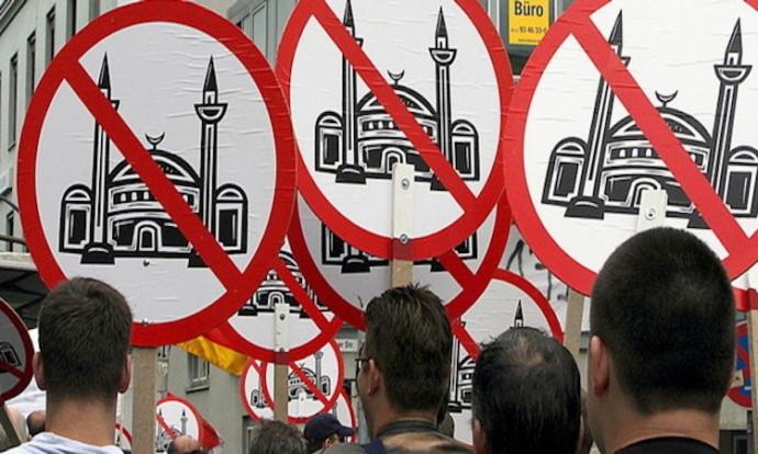 Müslümanlar neden birbirini öldürmek ve çekişmek yerine Hristiyanlar gibi misyonerlik yapmıyor?