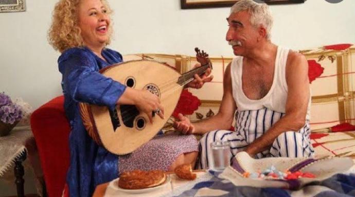 Sevgilim Akasya durağı izliyorum diye benden ayrıldı ne yapmalıyım?