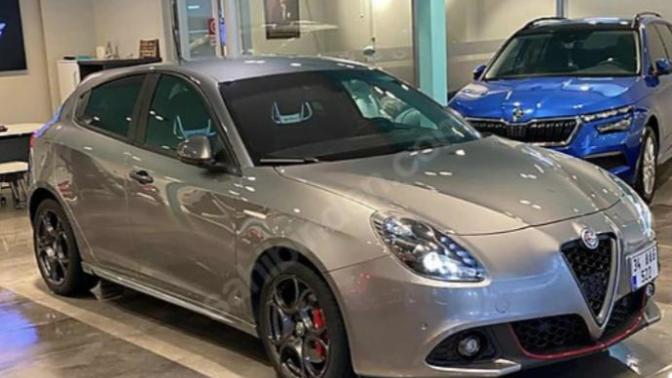 Giulietta mı Leon mu?