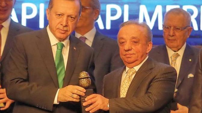 Milletin a.. koyacağız diyen Mehmet Cengiz devletten 52 milyar dolarlık ihale almış! İktidar değişiminde bunlara el konulmalı mı?