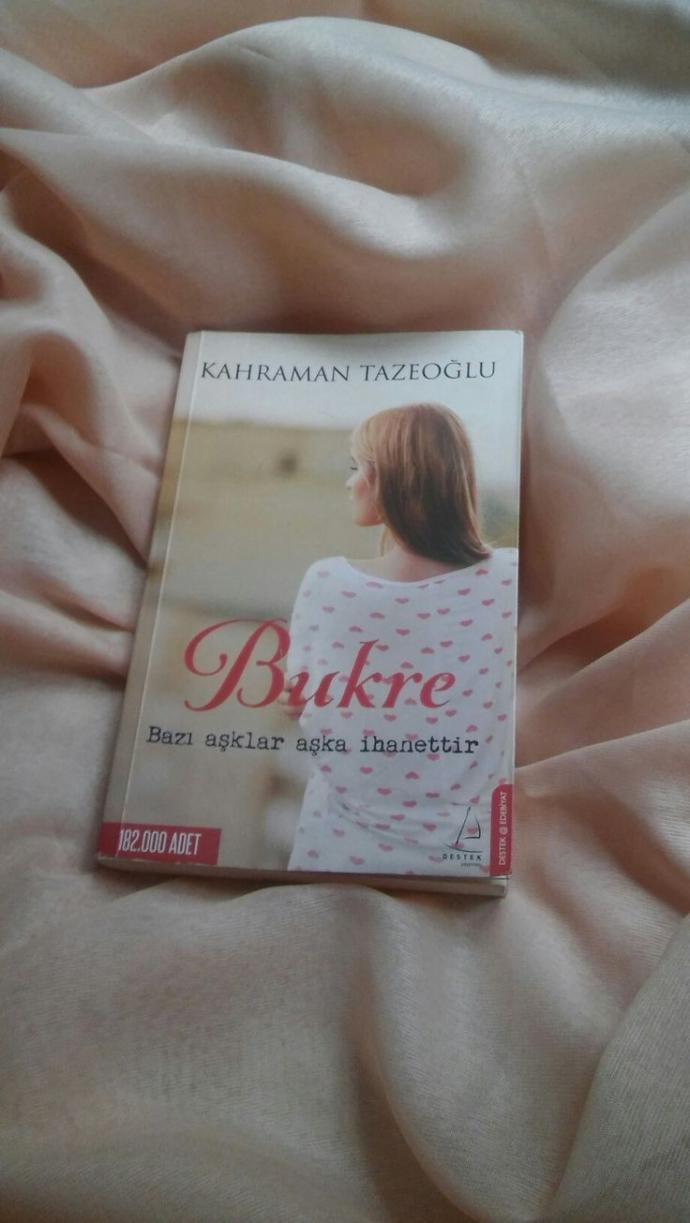 Bir kitabı iki kere okuyan  var mı?