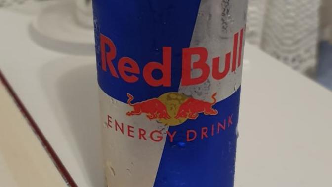 Günaydın, güne RedBull ile başlayan var mı?