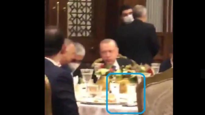 Hükümetin insanları hissetmemesi ve ülkede var olan işsizlik ve yoksulluk gibi sorunlara çözüm aramaması normal mı?