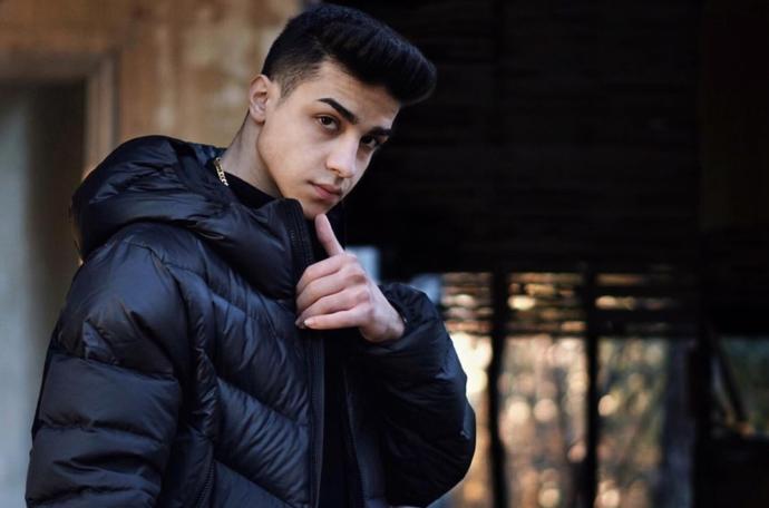 Tiktok ta en popüler erkekler siz hangisini daha çok beğeniyorsunuz?