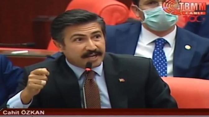 AKP Milletvekili Cahit Özkan, Hamza Yerlikaya'nın lise diploması sahteyse ne olmuş, diğerleri gerçek dedi. Böyle adalet olur mu?