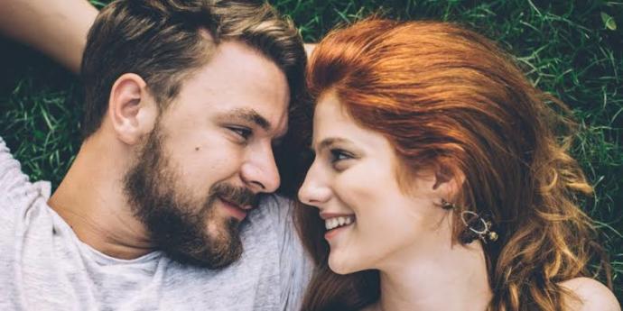 Erkekler komik kızlardan hoşlanır mı?