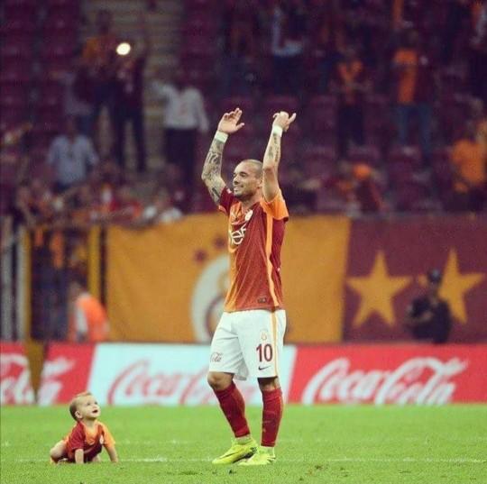 Eşinizin/sevgilinizin hangi takımlı olmasını isterdiniz 💛💙?