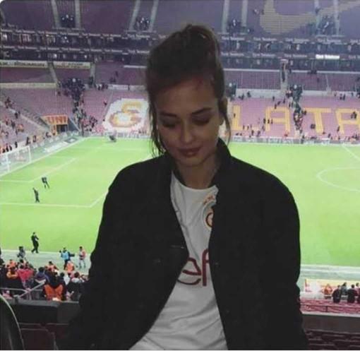 Futboldan anlayan, izleyen ve seven kızlar hakkında düşünceleriniz neler?