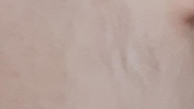 Sizce kulağımın altındaki yani resimdeki tüyleri agdayla almalı miyim?