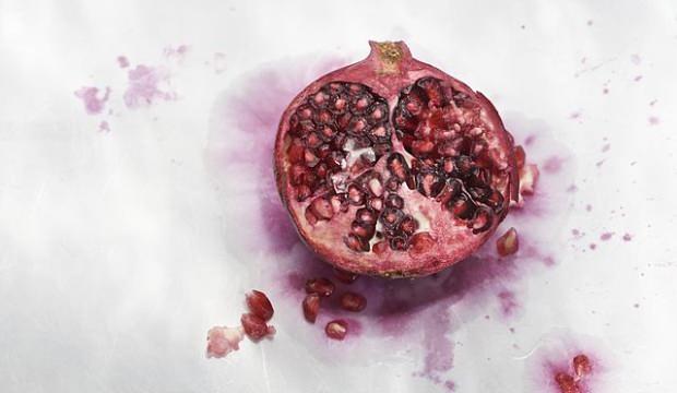 Kurumuş nar lekesi çamaşırlardan nasıl çıkar?