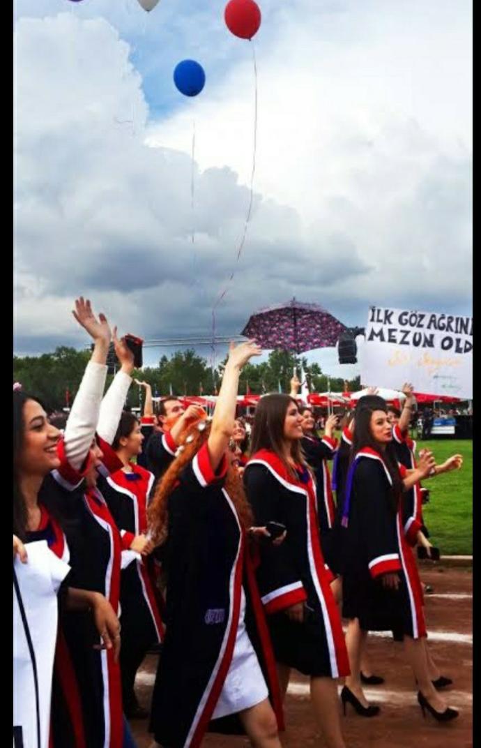 Donanımlı insan diplomalı insan mıdır?