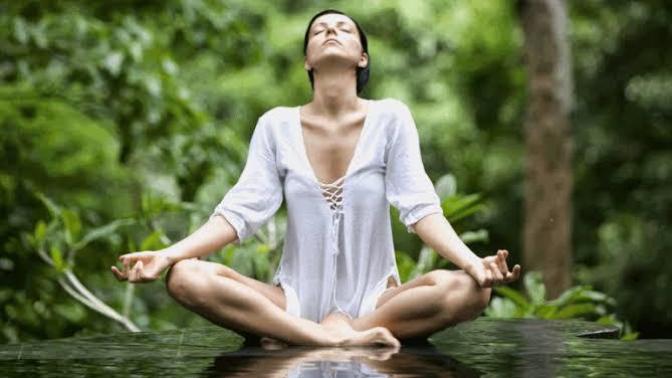Meditasyon yaparken uykuya dalıyorum, bunu nasıl önlerim?