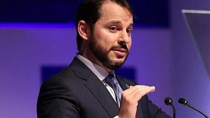 Berat Albayrak'ı birtek ben mi çekici buluyorum?