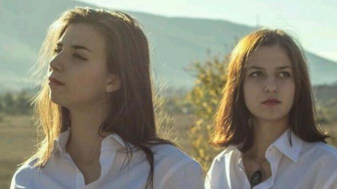 Beyaz gömlek Kimlere daha çok yakışıyo?