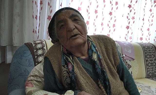 Esenyurtta belediyeden yardım bahnesiyle kapısını çaldıklarını 95 yaşında kadını gasp ettiler. Kapınızı herkese açar mısınız?
