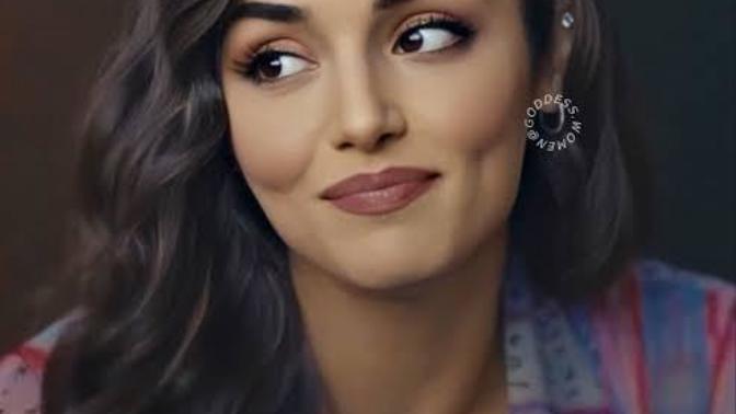 Hande Erçel sizce neden bu kadar abartılıyor?