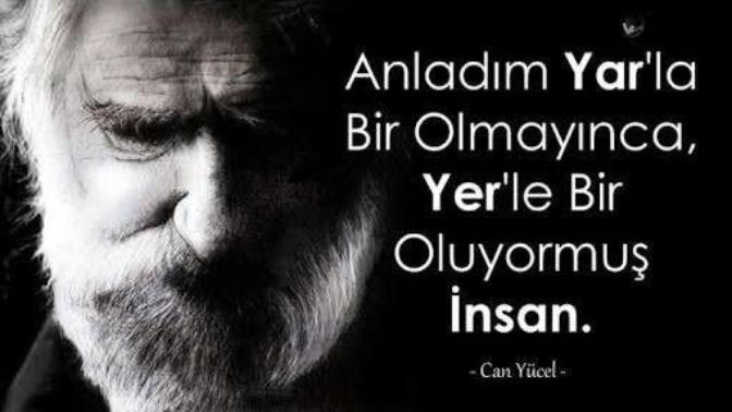 Sizi uzaktan, içten içe seven var mıdır?