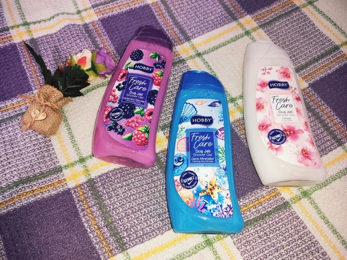 Duş keyfinde köpük mü tercih edersiniz, duş jeli mi?