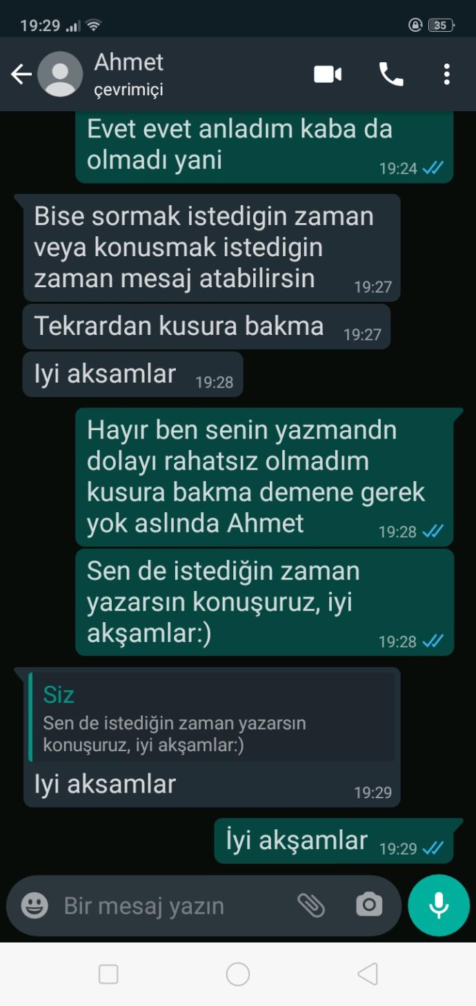 Arkadaşlar kalbim yerinden sökülcekti nerdeyse rezil oldum aşırı heyecanlandım aşağıdaki konuşmalar hakkında ne düşünüyorsunuz?