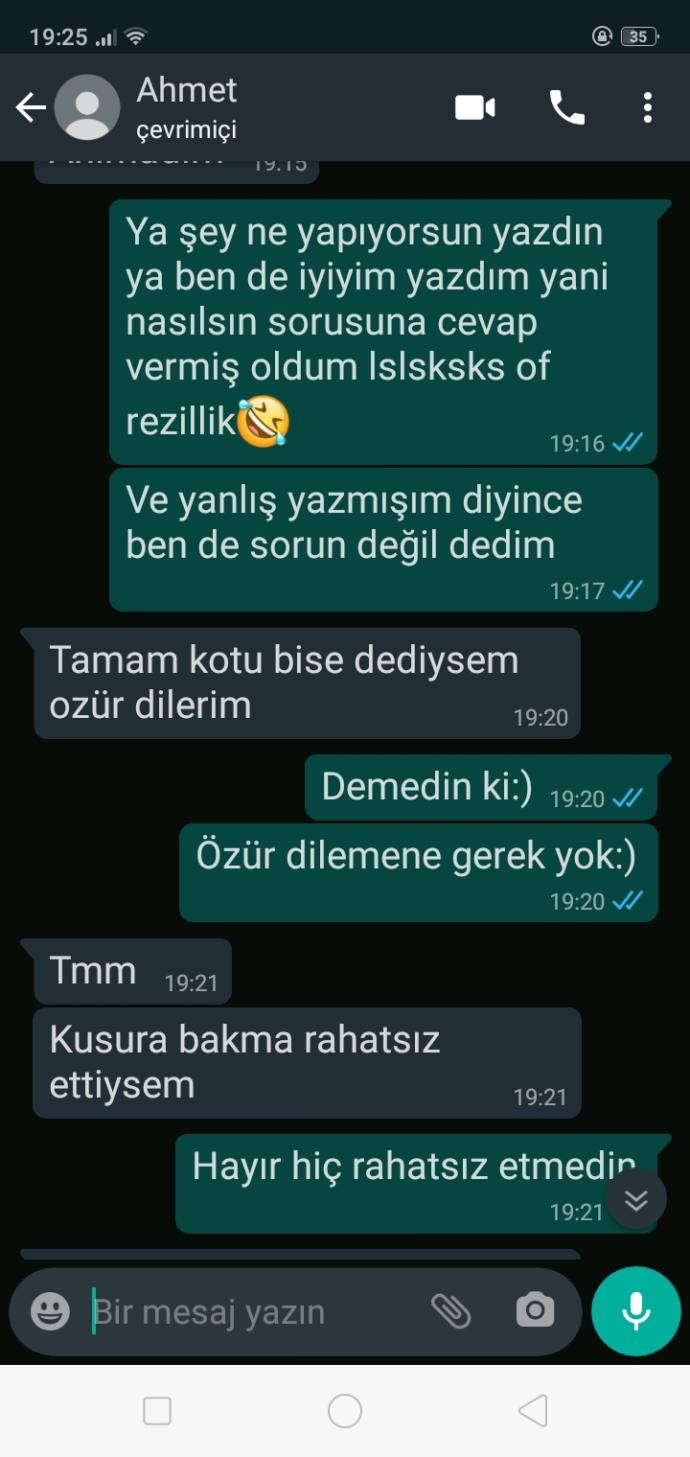 Arkadaşlar kalbim yerinden sökülcekti nerdeyse rezil oldum aşırı heyecanlandım aşağıdaki konuşmalar hakkında ne düşünüyorsunuz?