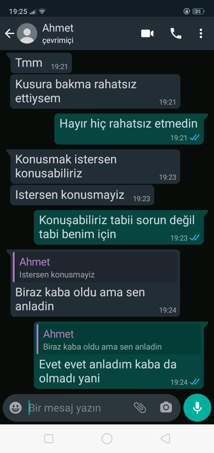 Arkadaşlar kalbim yerinden sökülcekti nerdeyse rezil oldum aşırı heyecanlandım aşağıdaki konuşmalar hakkında ne düşünüyorsunuz?