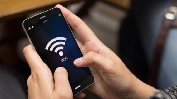 Komşumuzla kablo çekerek interneti paylaşıyoruz ama bana wifi şifresini vermiyor, ne yapmalıyım?