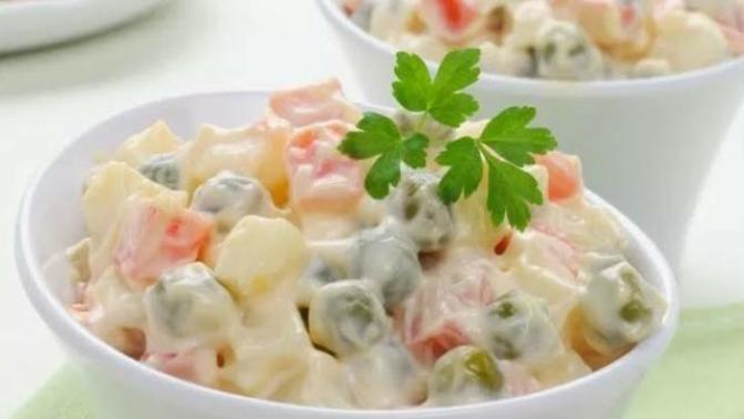 Rus salatası mı Amerikan salatası mı?
